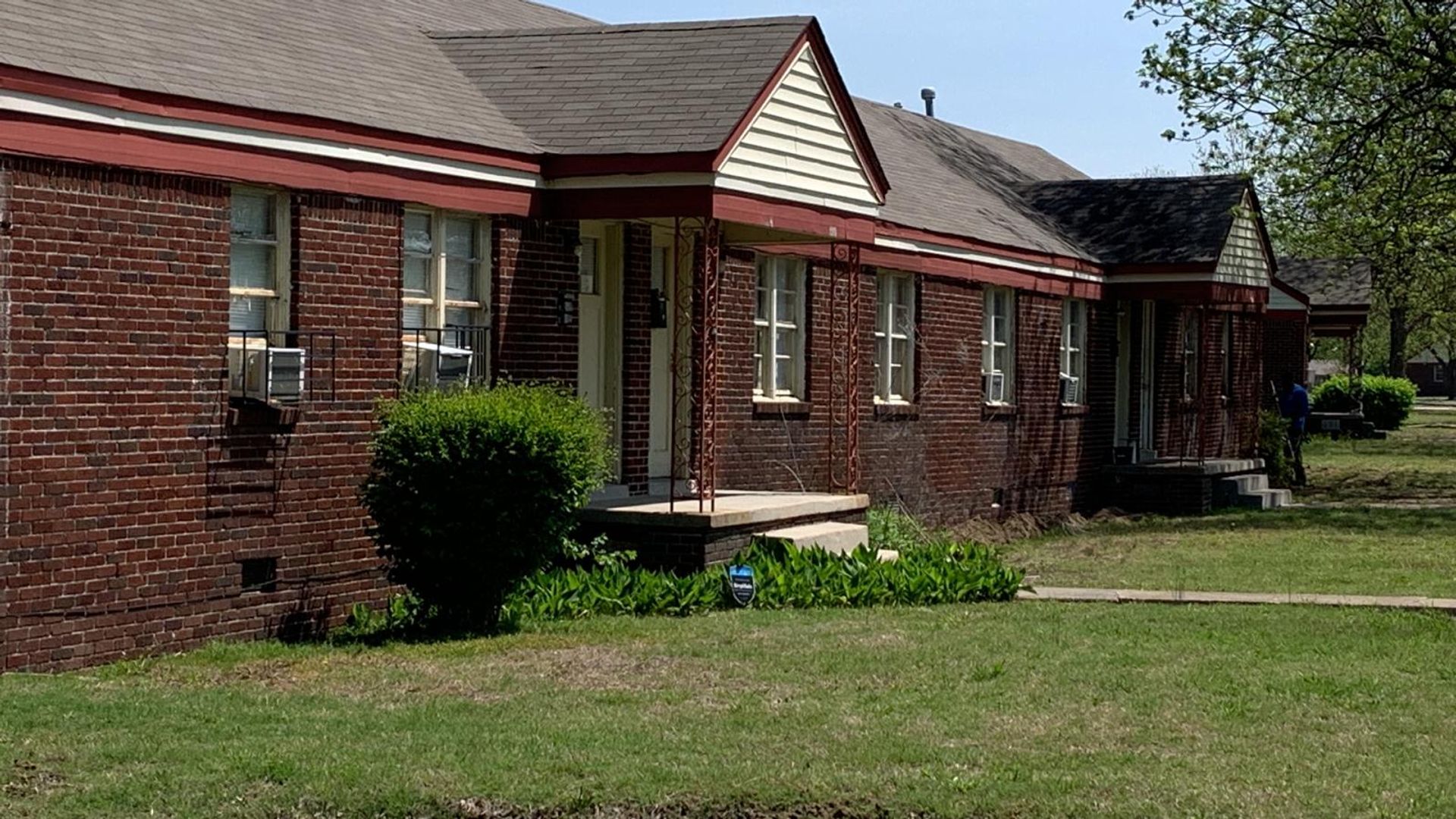 AR - West View Neighborhood 1 of 10