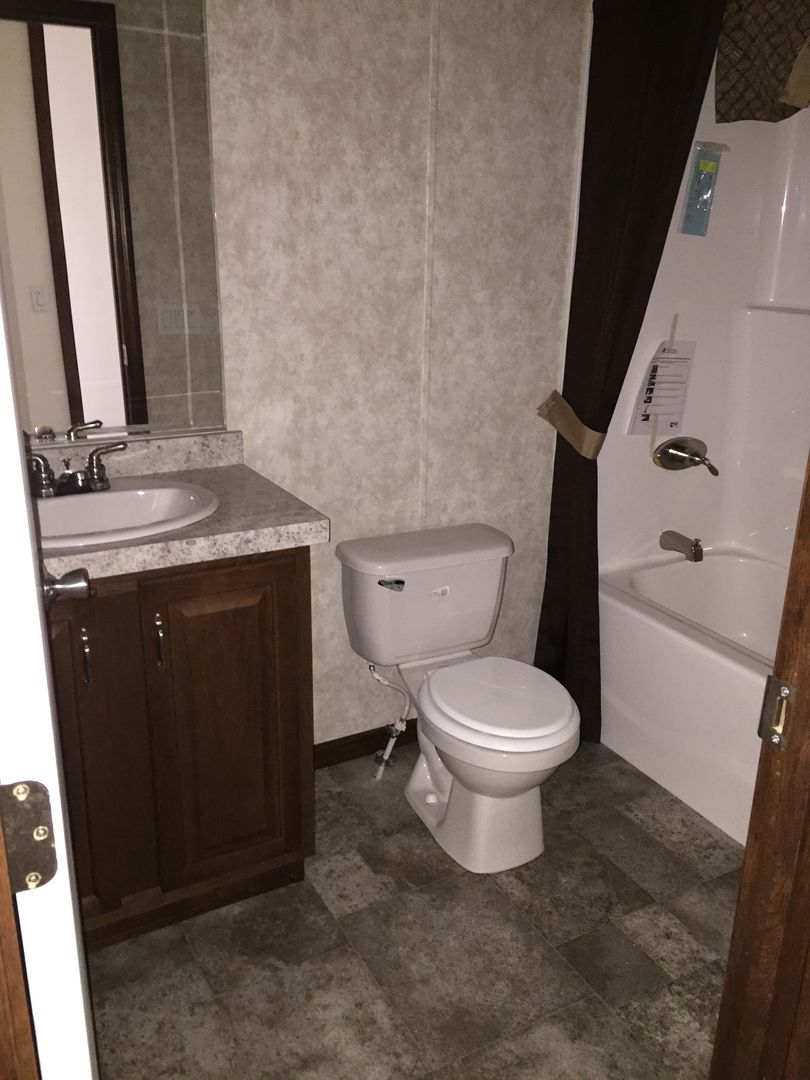 Renovated 2-Bed, 1-Bath Mobile Home 29 of 51