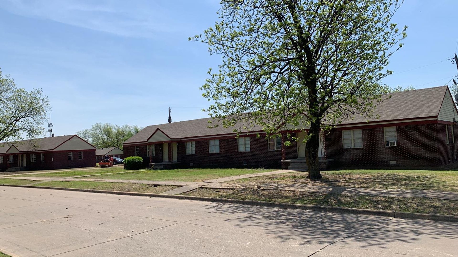 AR - West View Neighborhood 2 of 12