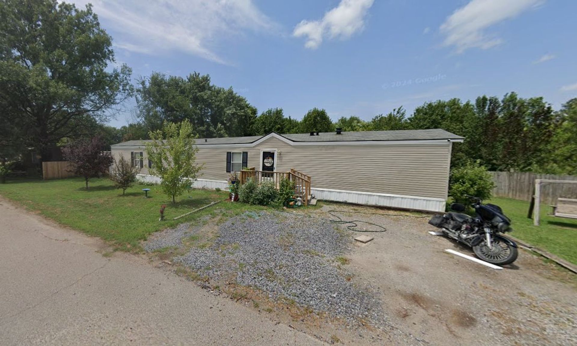 Renovated 2-Bed, 1-Bath Mobile Home 10 of 12