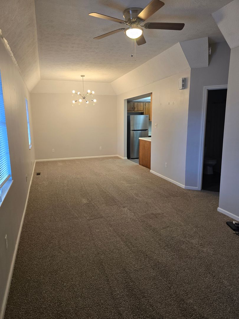 Oak Ridge Apartment: 101 Gates Drive