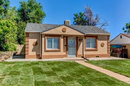 Charming 2-Bedroom Home in Athmar Park with Fenced Yard & Denver Skyline Views! – photo 1
