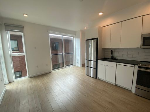 Welcome to Lakeview - Live in Luxury & Style in the heart of Eastlake – photo 1
