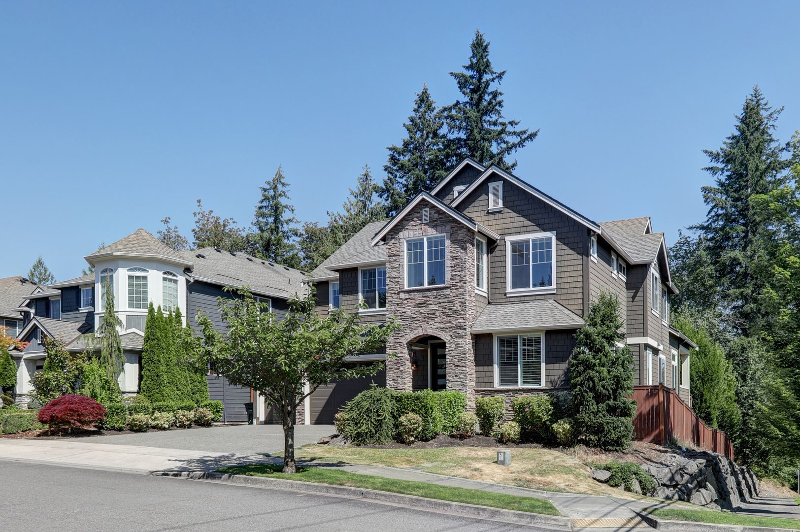 Sammamish House: 24396 NE 27th Place