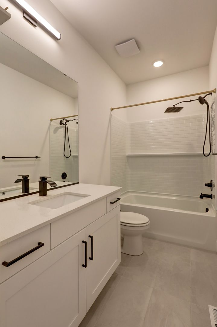 Redmond Townhome: 13840 NE 123rd Way, #104