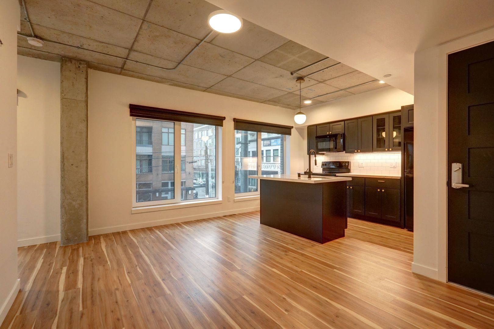 Seattle Apartment: 1225 10th Ave