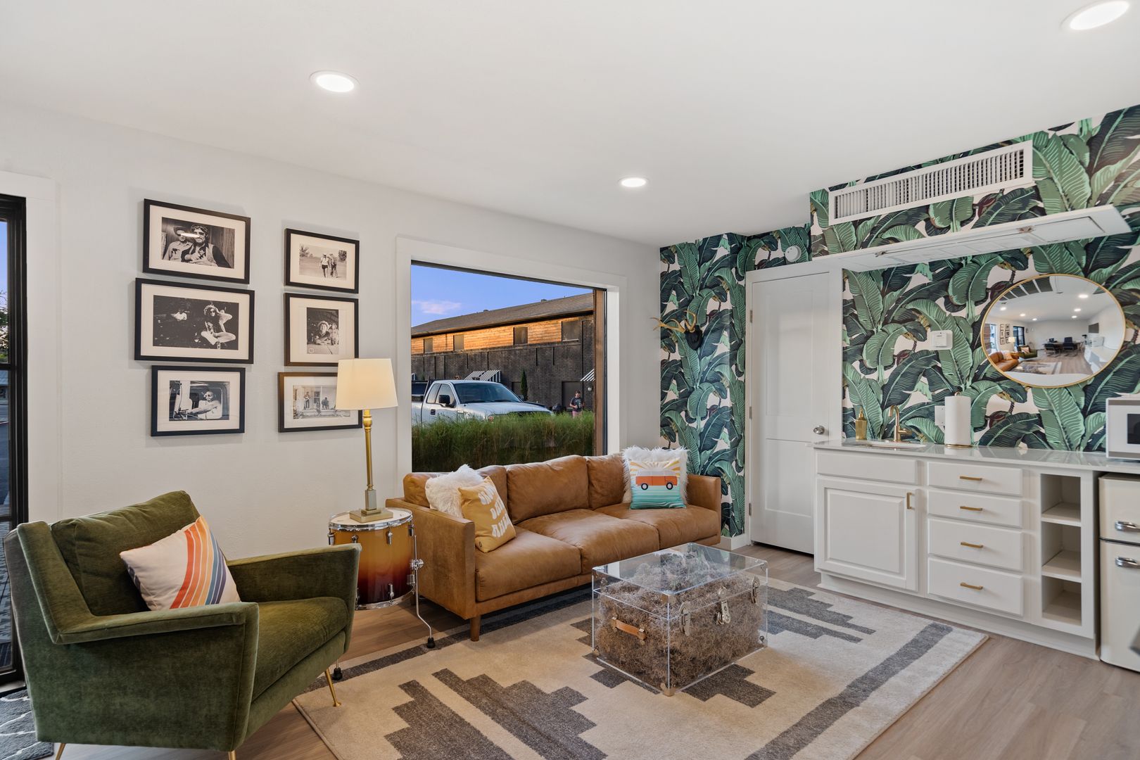 New Braunfels Apartment: 200 Primrose Circle