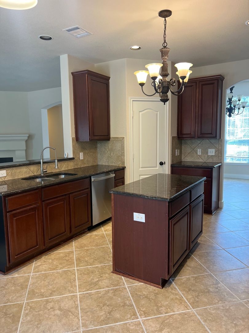 Forest Creek Gem: Spacious 4 Bed • 2 Bath • Open Layout • 2‑Car Garage