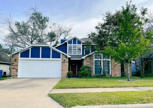 Beautifully Updated 3/2 — FULLY FURNISHED in North Austin – photo 1