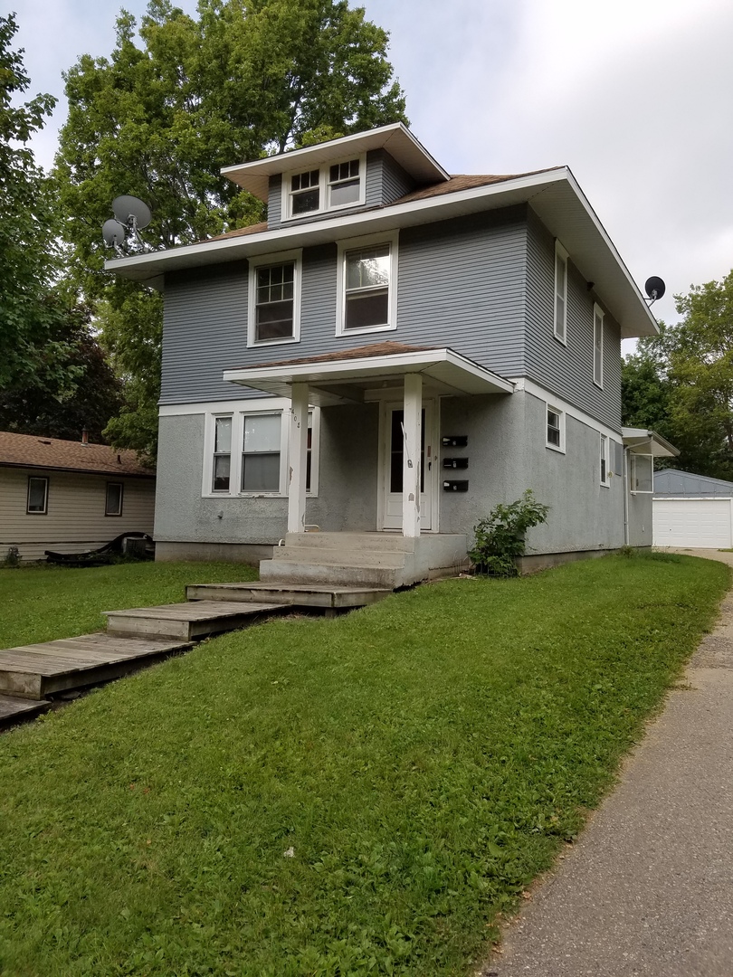 Willmar Apartment: 405 12th St NW