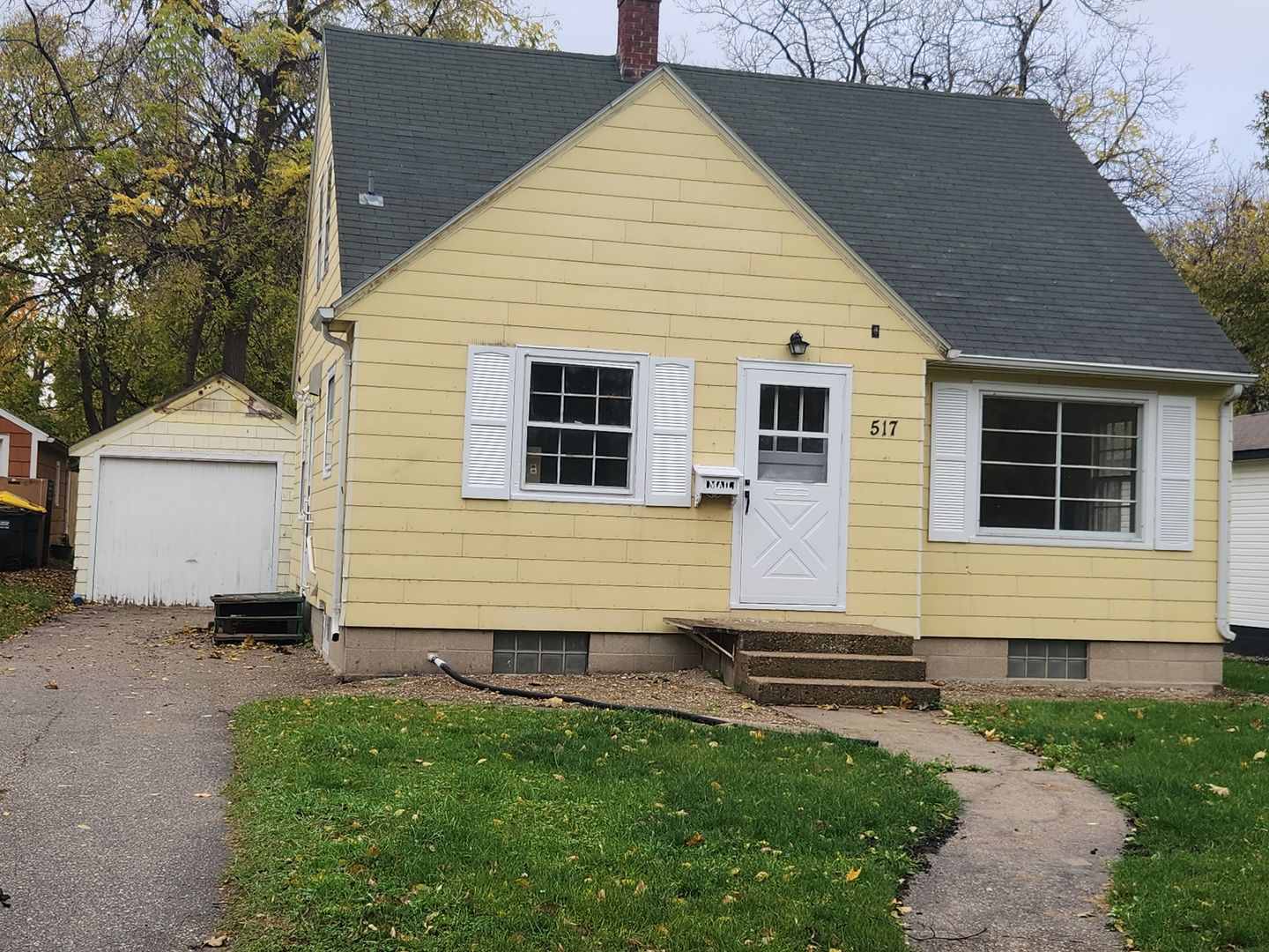 Willmar House: 517 9th St NW