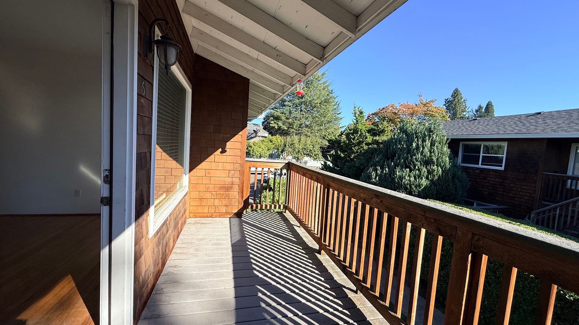 Portland Apartment: 3020 SE Waverleigh