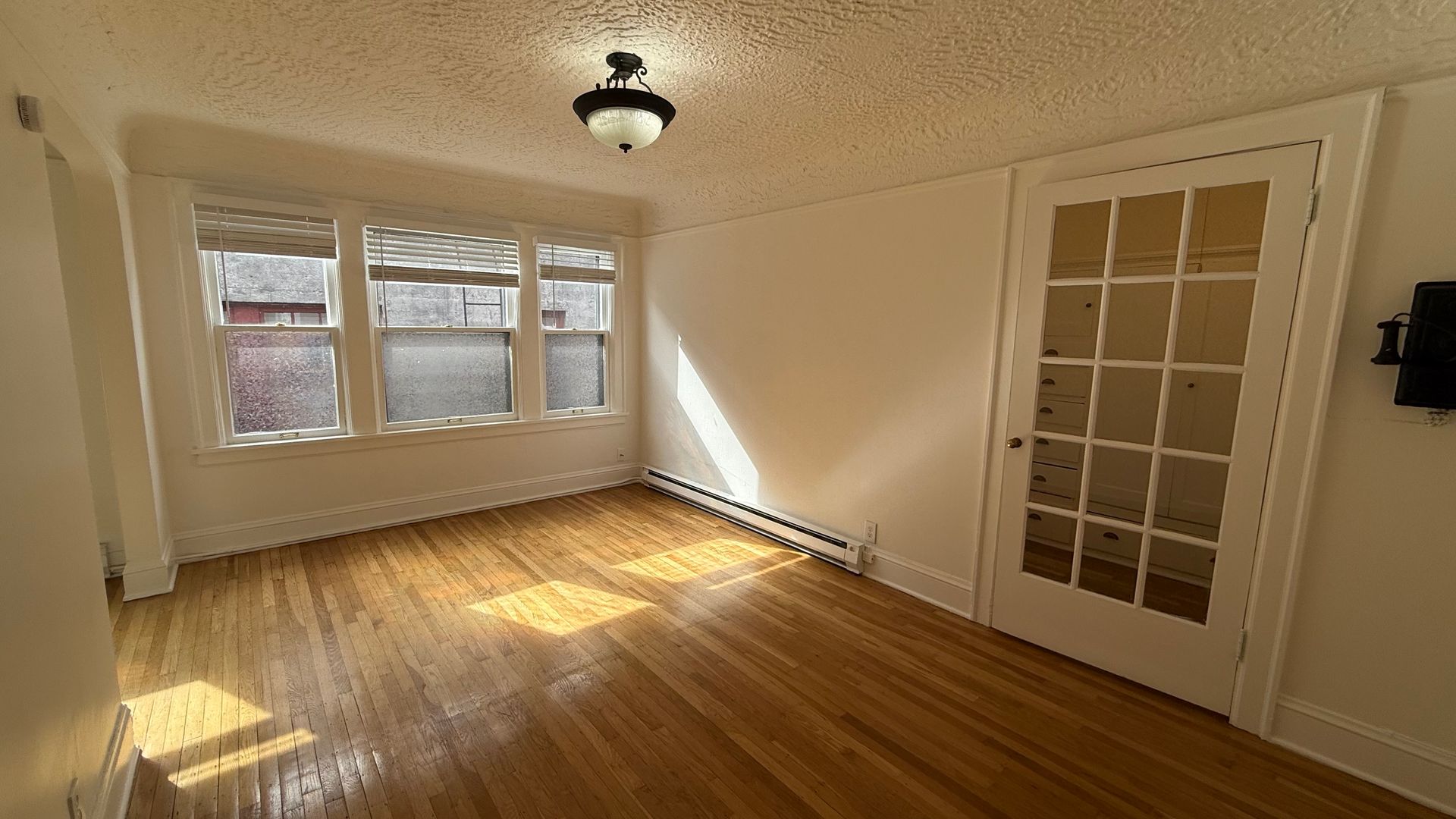 Portland Apartment: 2255 NW Johnson St.