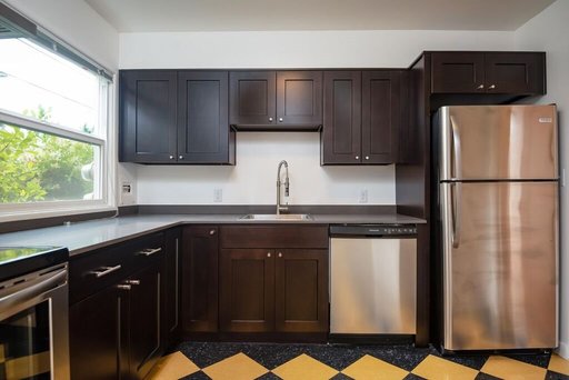 ~Beautiful 2bedroom First Floor Mid-Century Modern Apartment ~ – photo 1