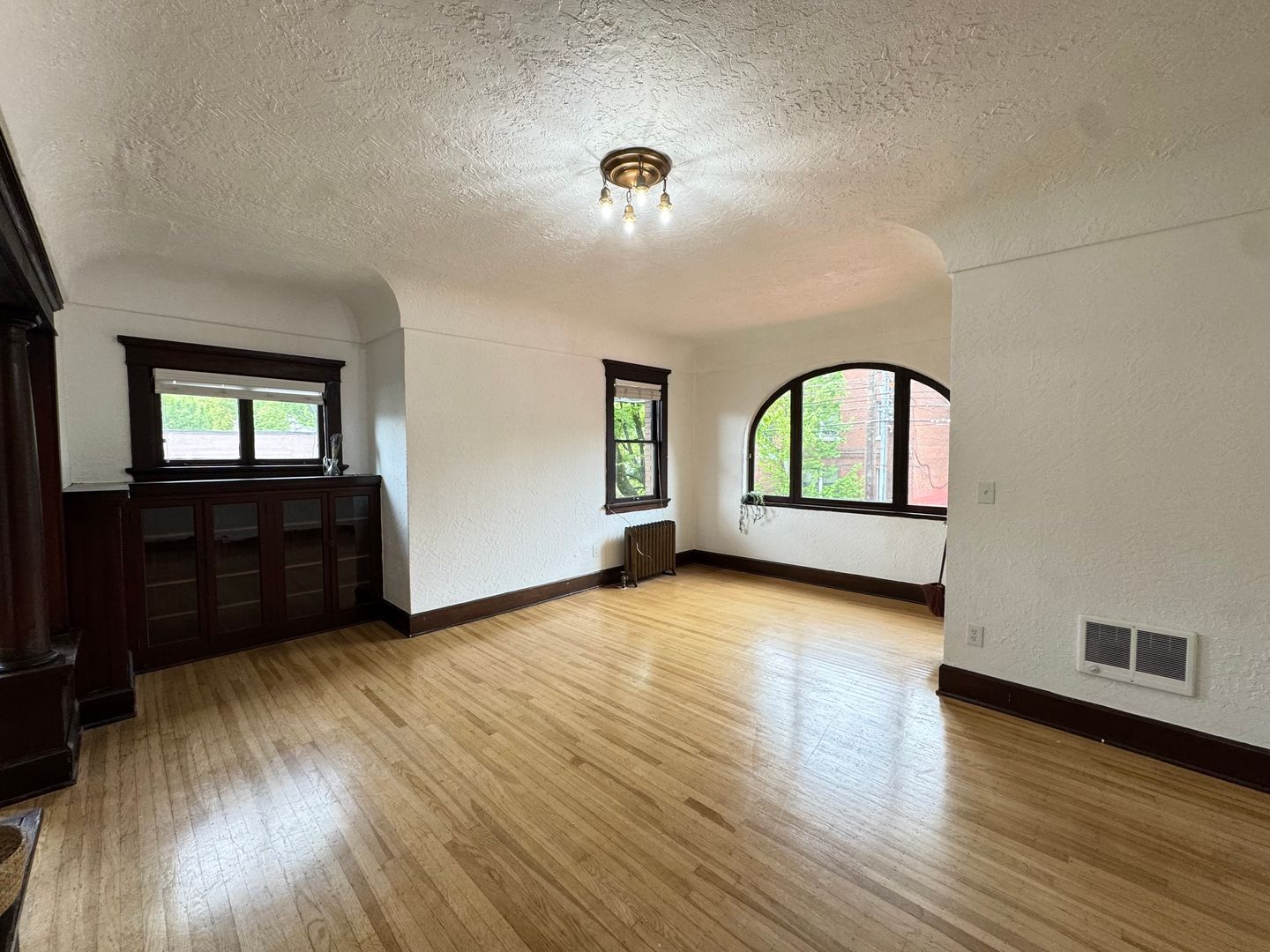 Portland Apartment: 415 NW 21st