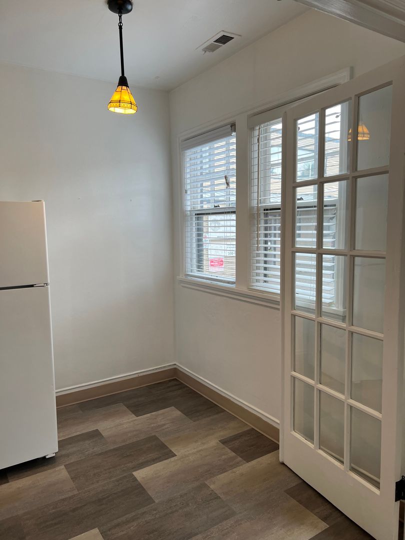 Vancouver Apartment: 2218 Broadway Street