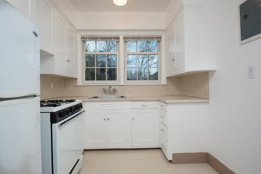 Be a Star in our Vintage 1 Bedroom Hollywood Apartment – photo 1