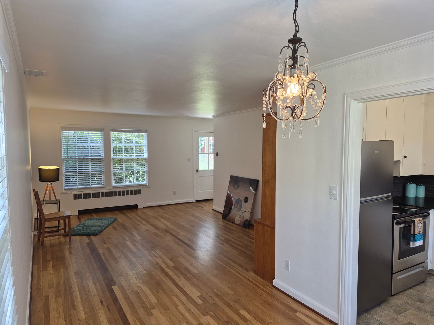 Portland Apartment: 7905 SW Cedar St