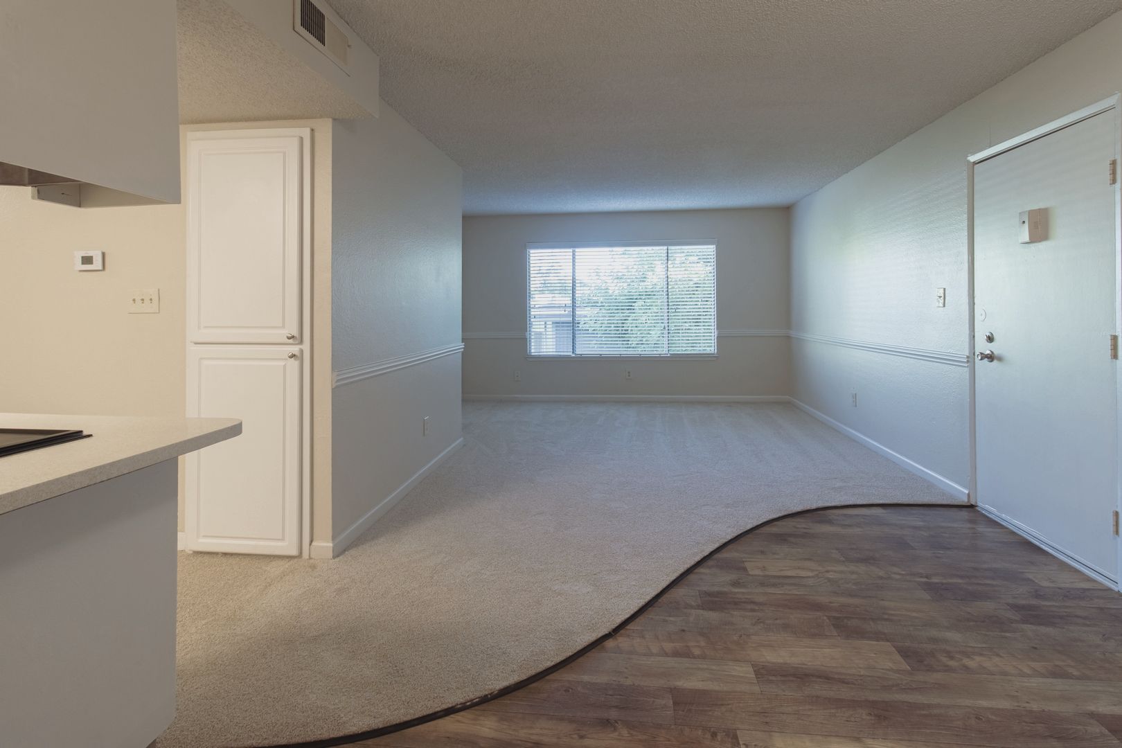 Fair Oaks Apartment: 4900-4948 Stamas Lane