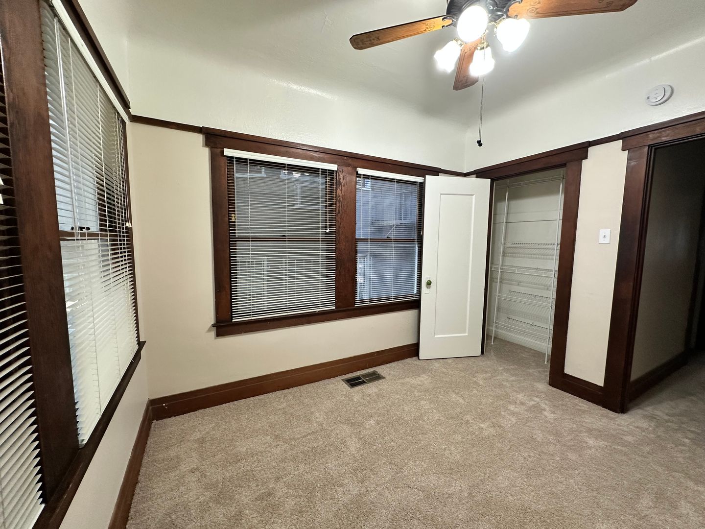 Vintage Charm, Great Location! Very Spacious Downstairs Flat 8 of 12