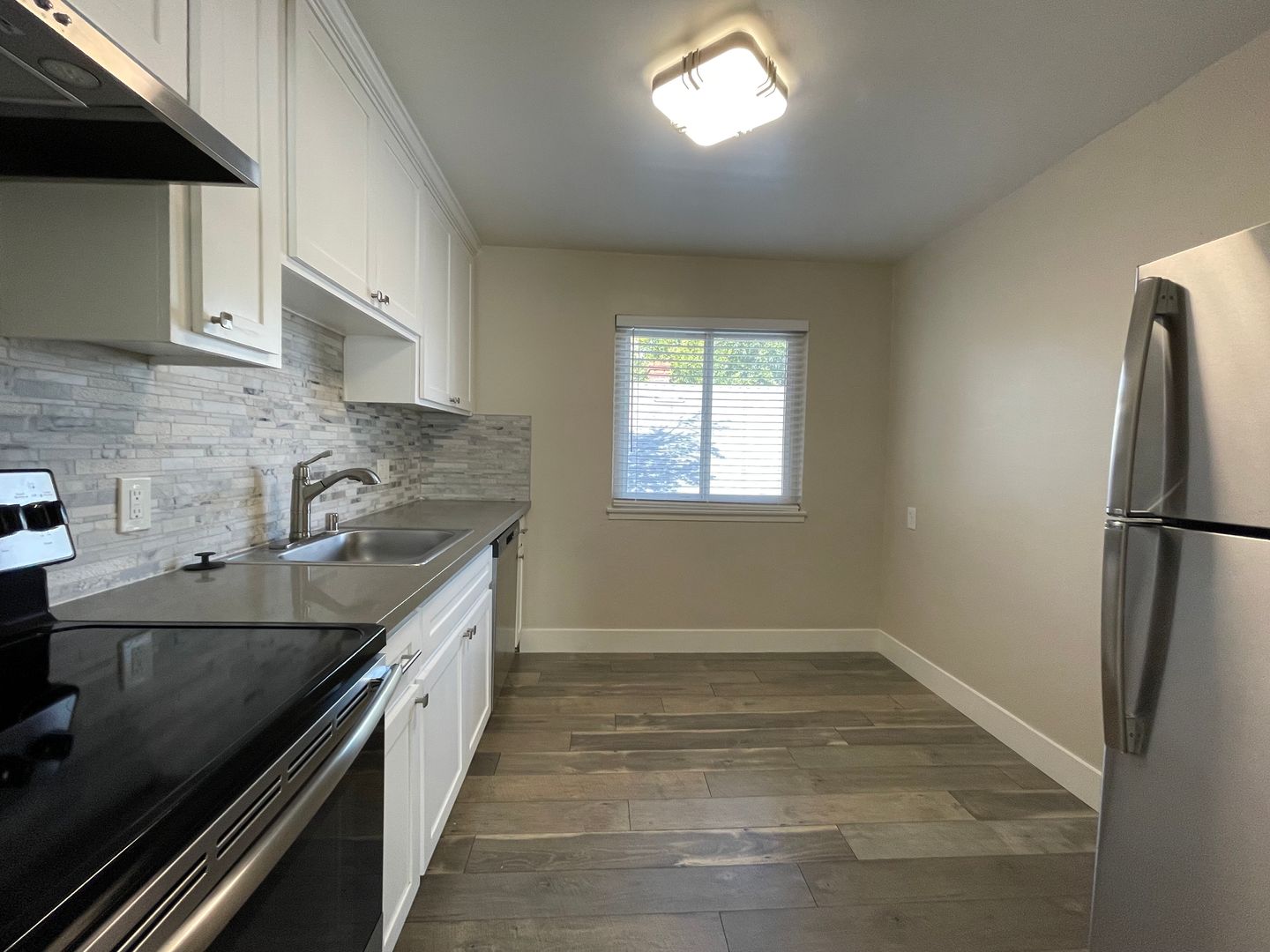 Sacramento Apartment: 2713-2721 T Street