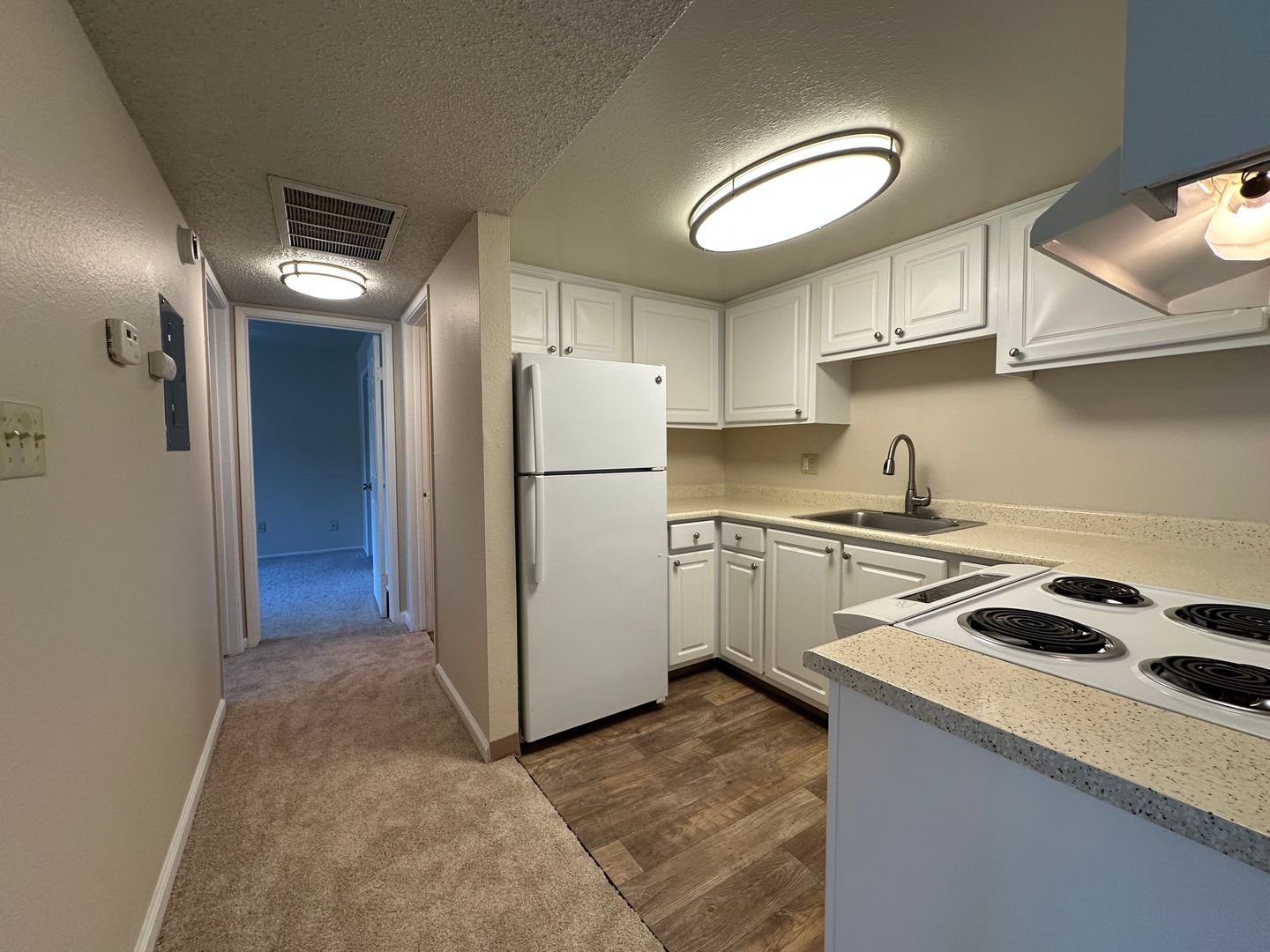 Fair Oaks Apartment: 4900 Stamas Lane