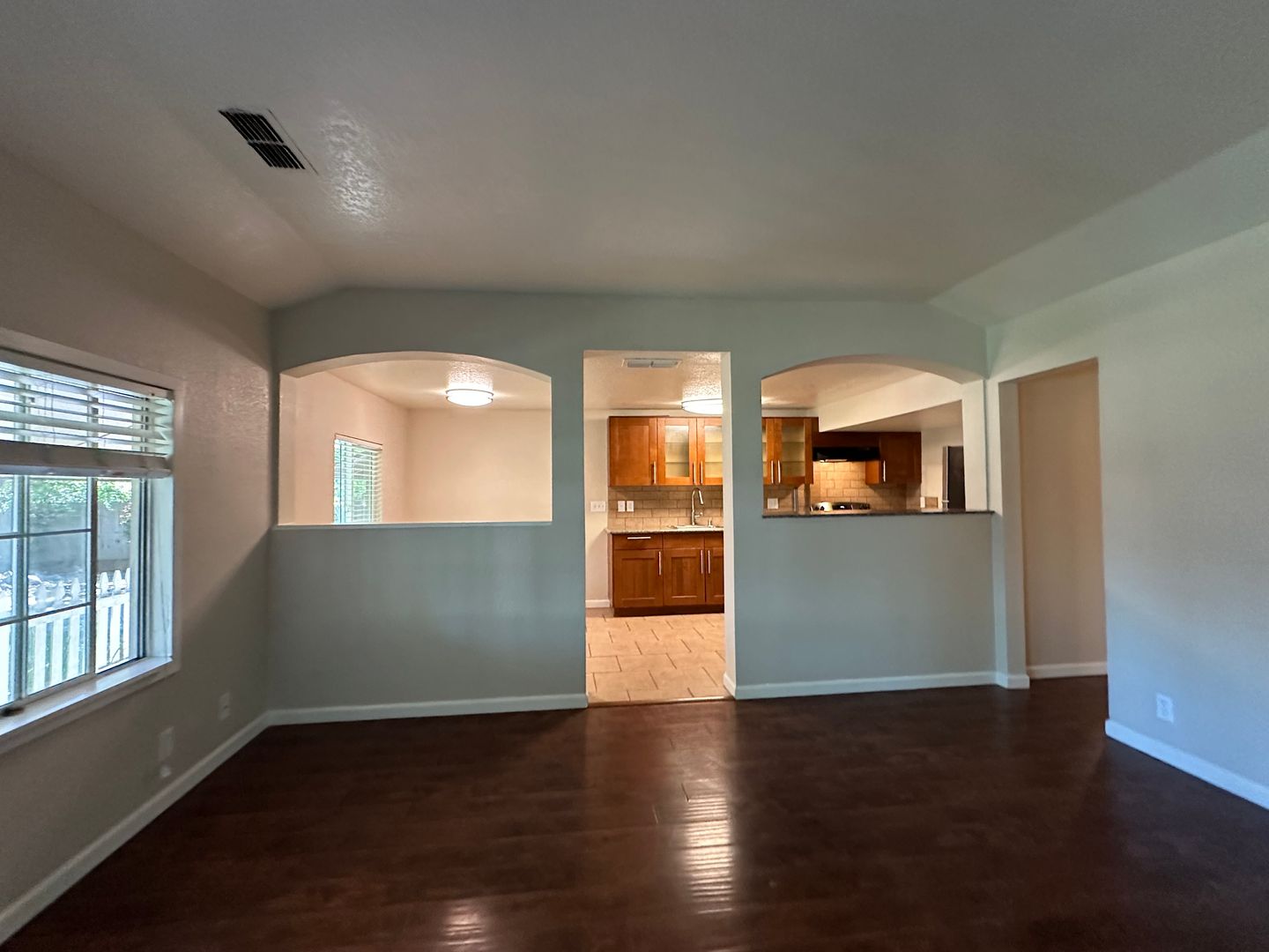 Citrus Heights Apartment: 5909-6001 Country Lane