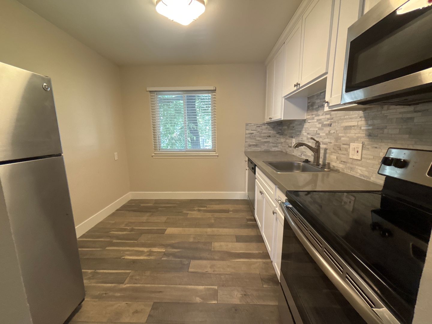 Sacramento Apartment: 2713-2721 T Street