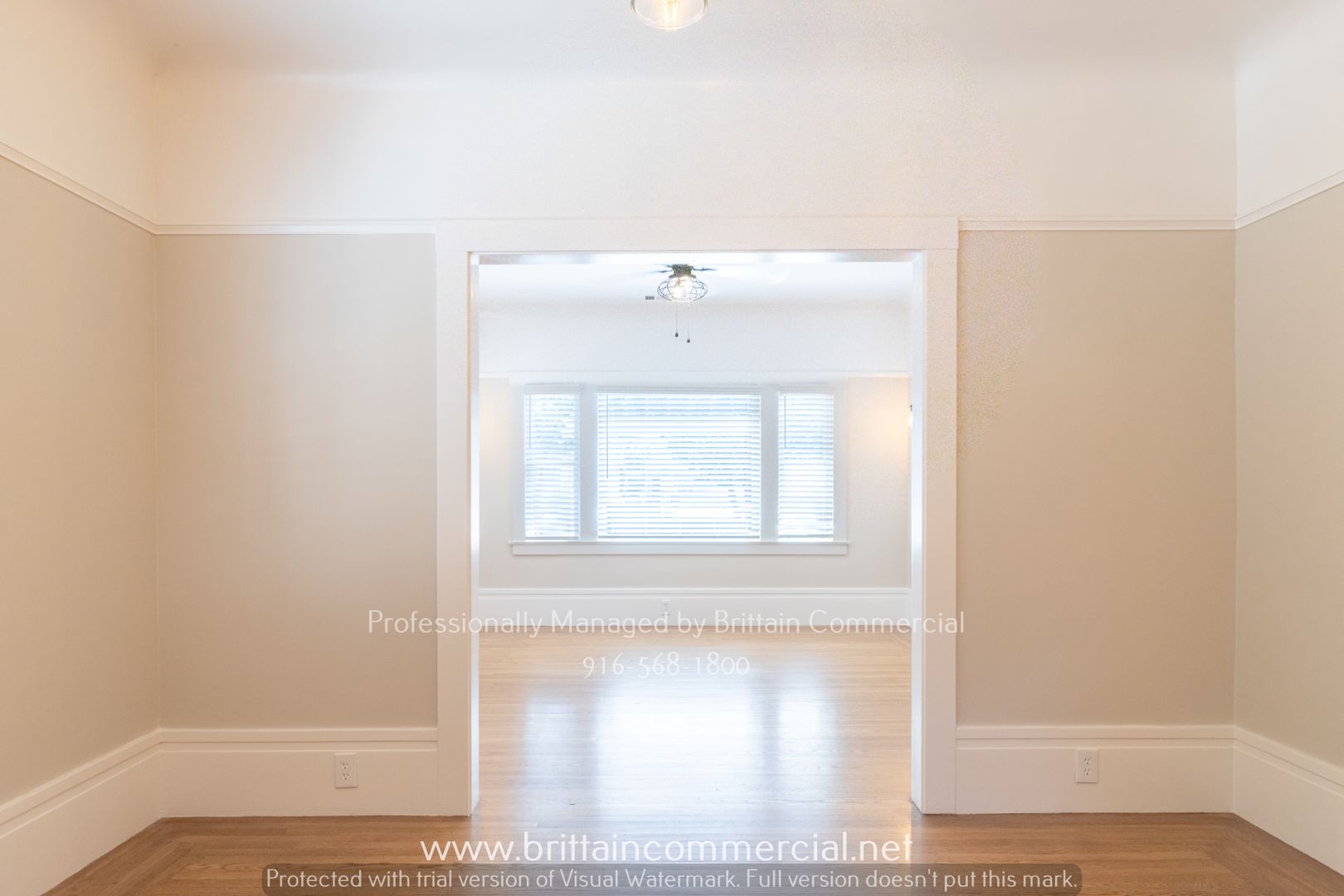 Sacramento Apartment: 2221 & 2223 J Street