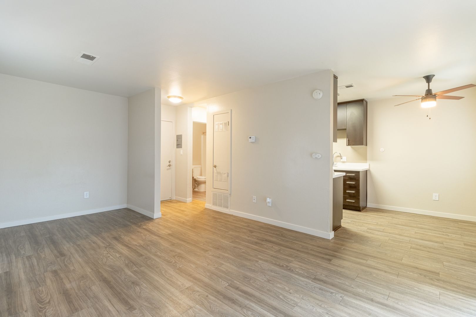 West Sacramento Apartment: 555 Douglas Street