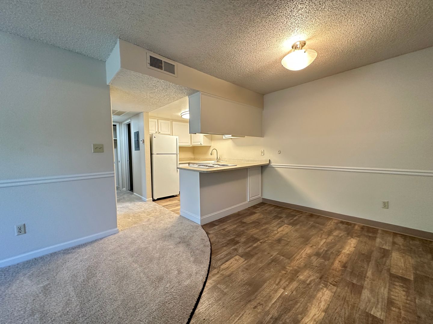 Fair Oaks Apartment: 4900 Stamas Lane