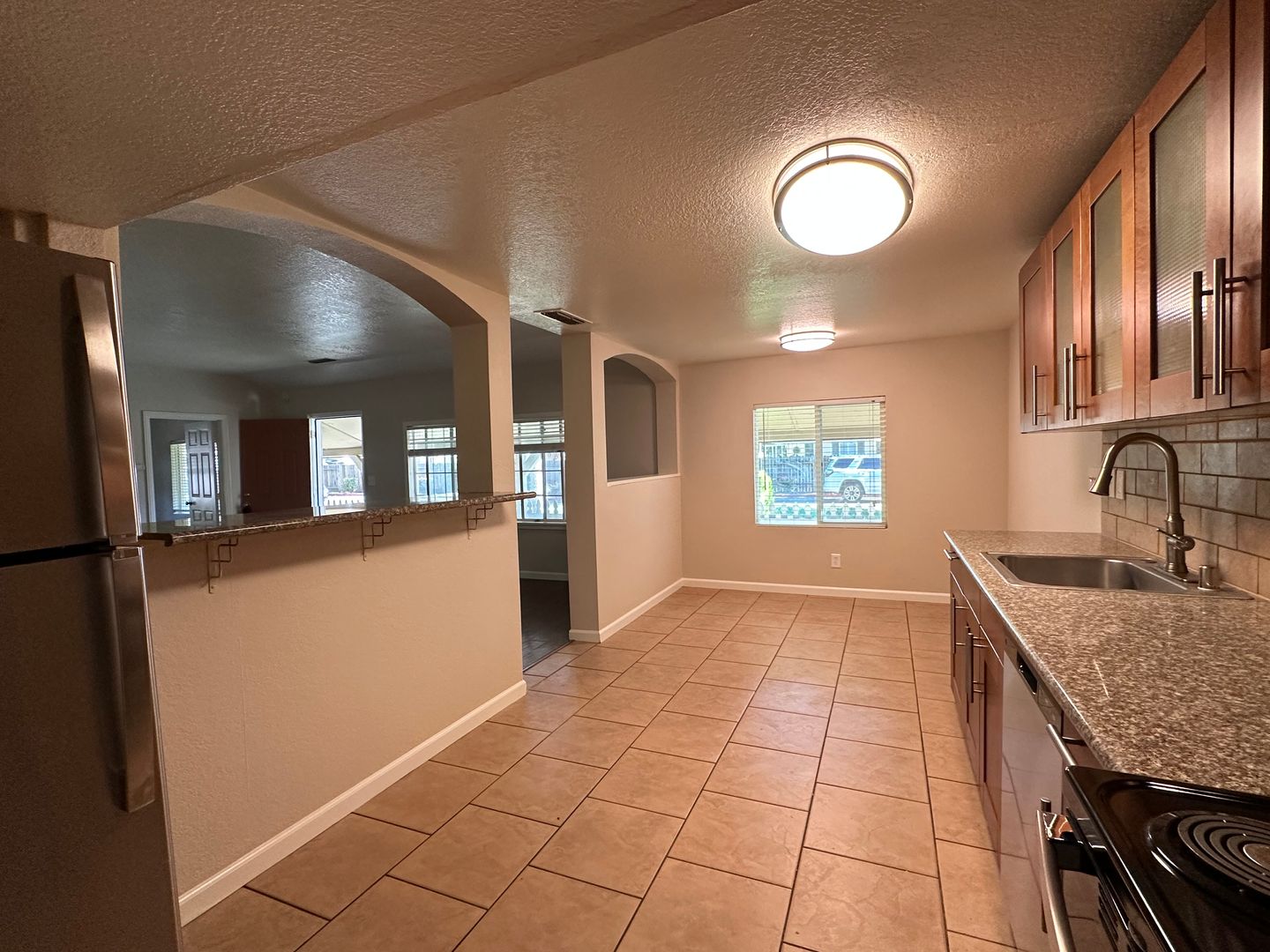 Citrus Heights Apartment: 5909-6001 Country Lane