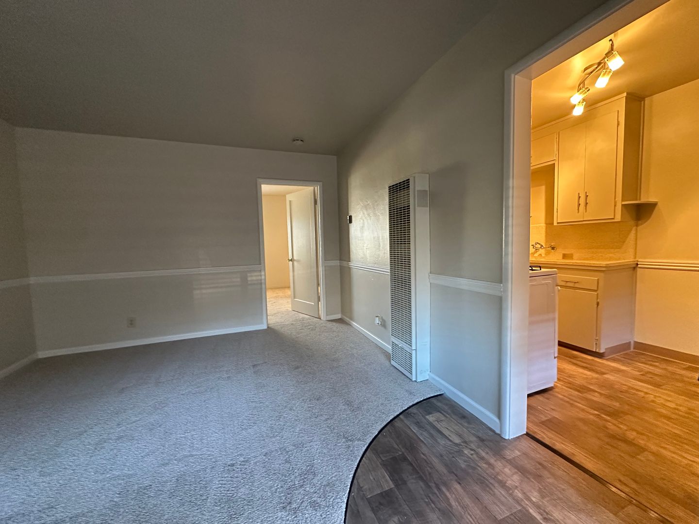 Sacramento Apartment: 2323 H Street