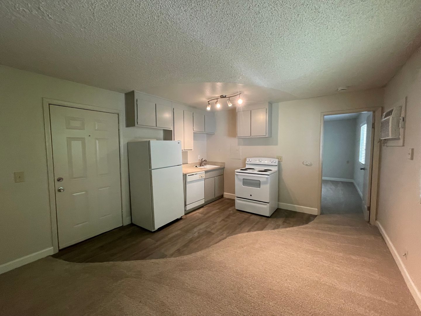 Sacramento Apartment: 1616 E Street