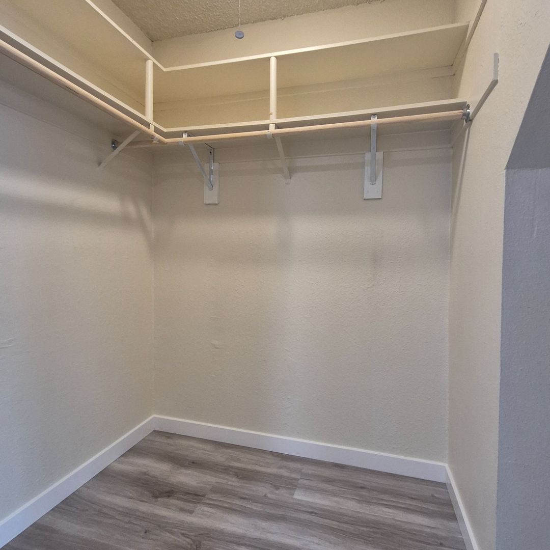 Stylishly Renovated 2-Bedroom in Midtown! $1,050 Lease Signing Bonus! 11 of 12
