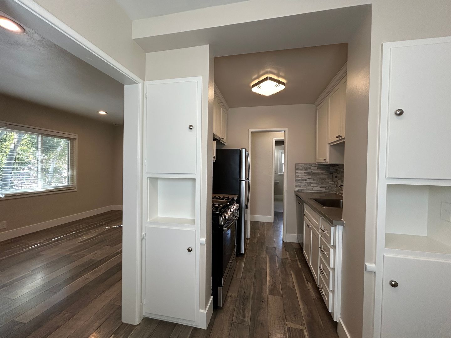 Sacramento Apartment: 2713-2721 T Street