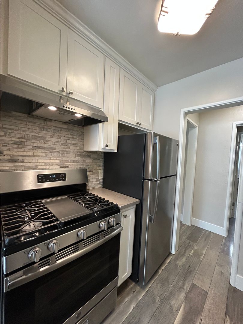 Sacramento Apartment: 2713-2721 T Street