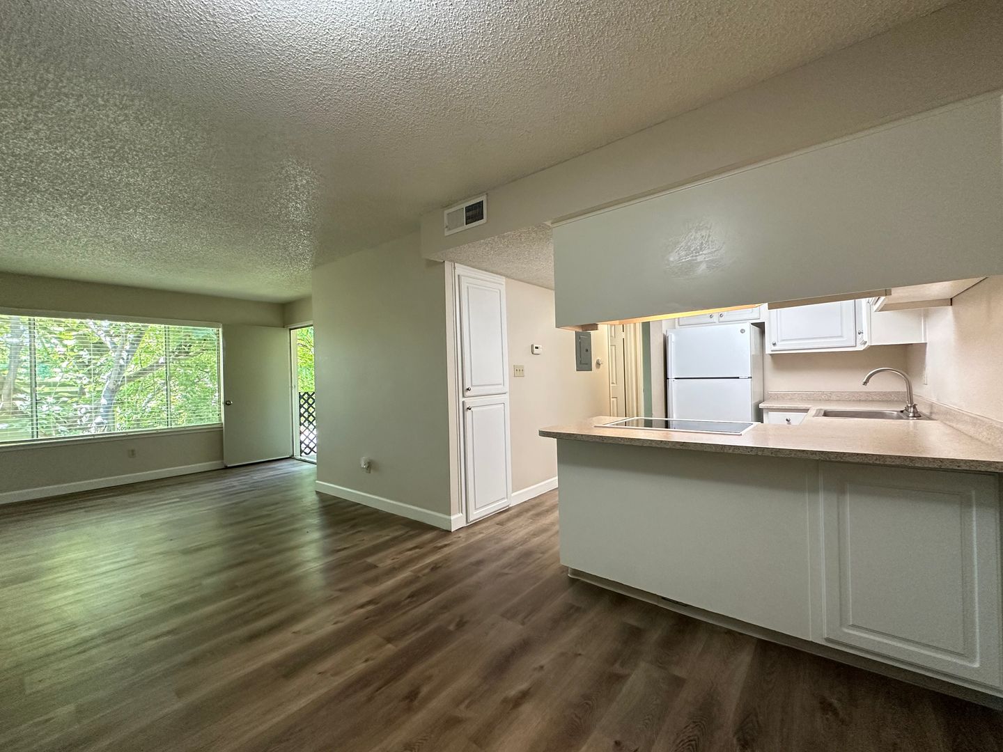 Fair Oaks Apartment: 4900 Stamas Lane