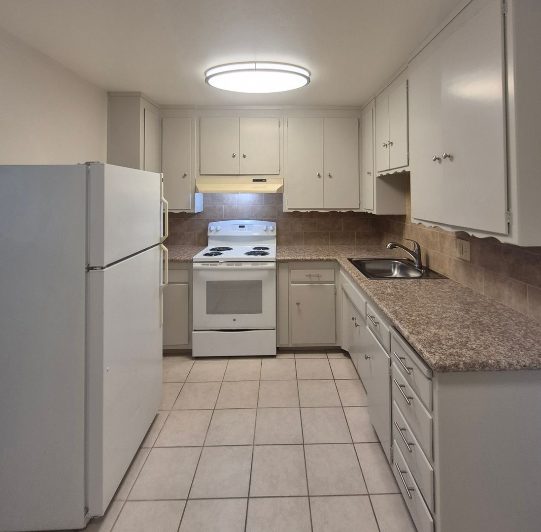 Sacramento Apartment: 2321 G Street