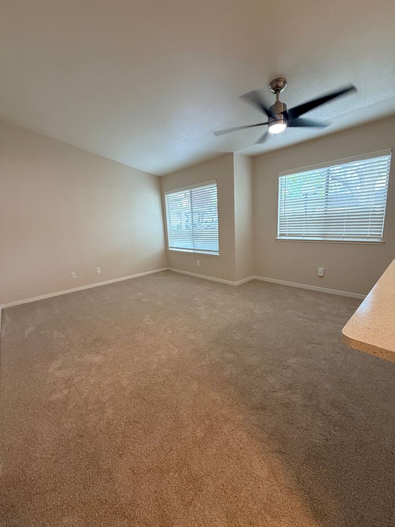Citrus Heights Apartment: 7764 Poplar Avenue