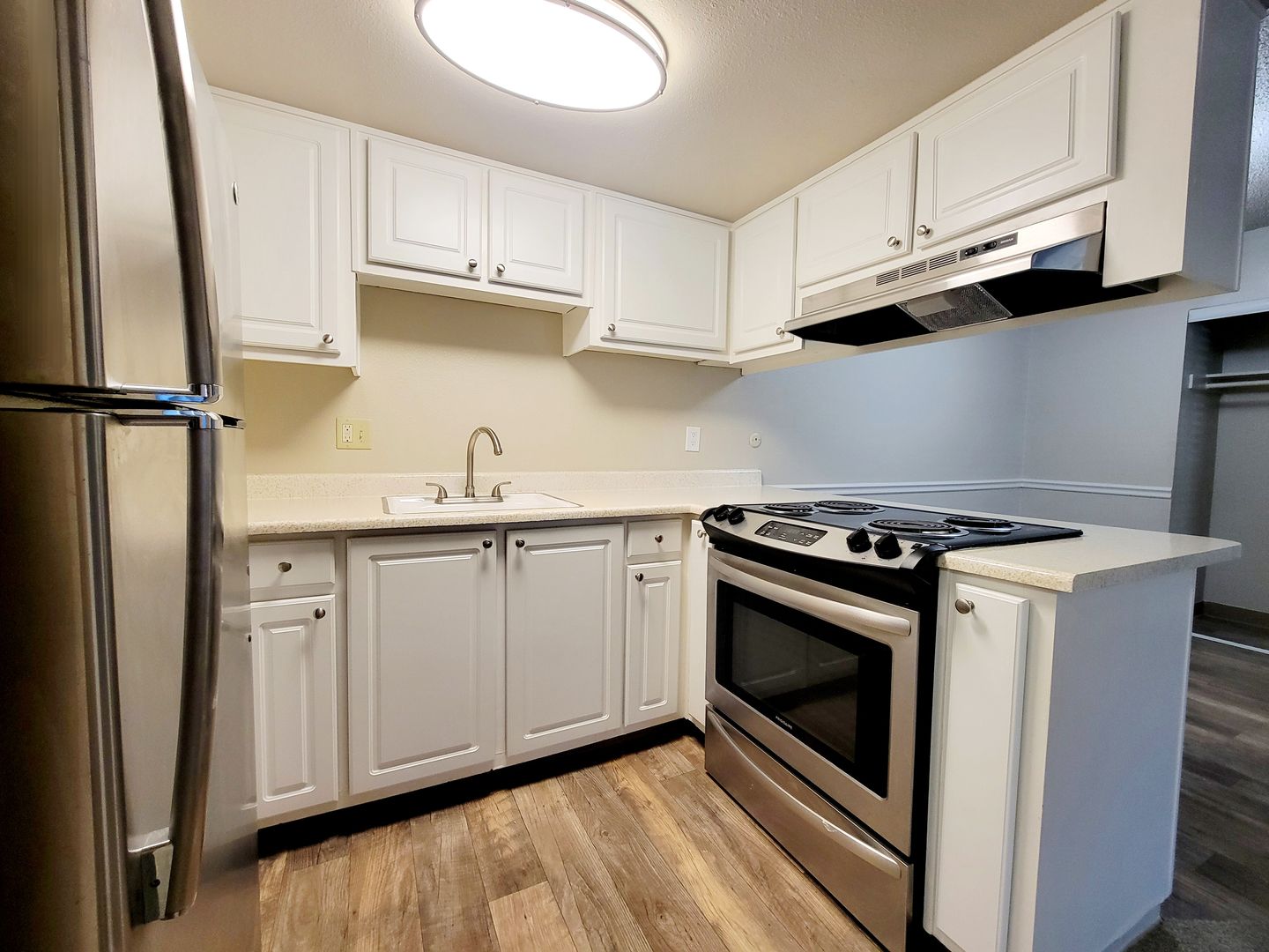 Fair Oaks Apartment: 4900-4948 Stamas Lane