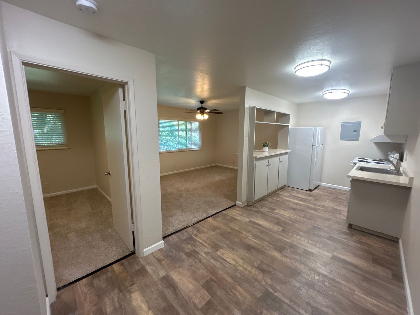 Sacramento Apartment: 2941 Marconi Avenue