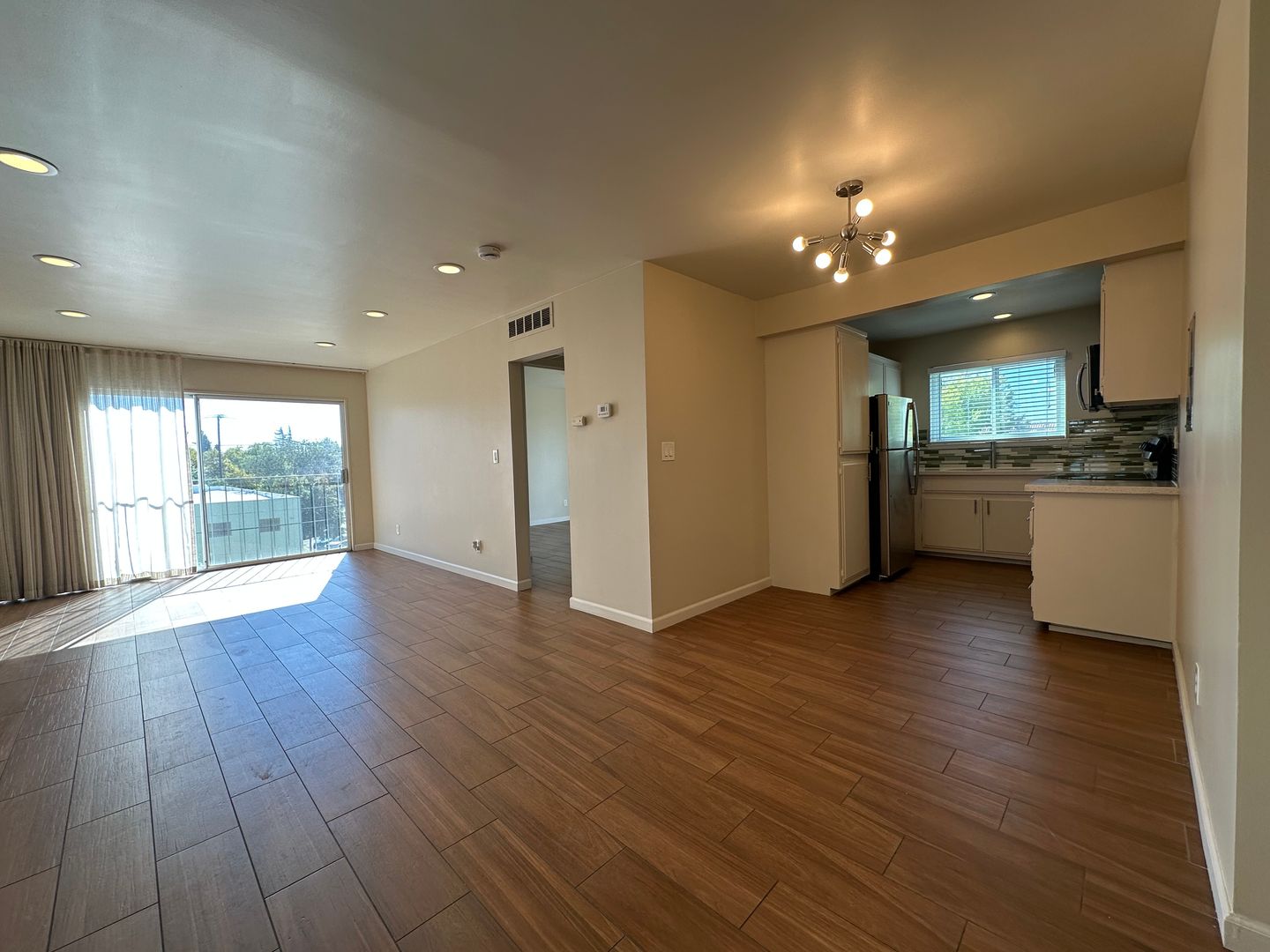 Sacramento Apartment: 2400 Q Street