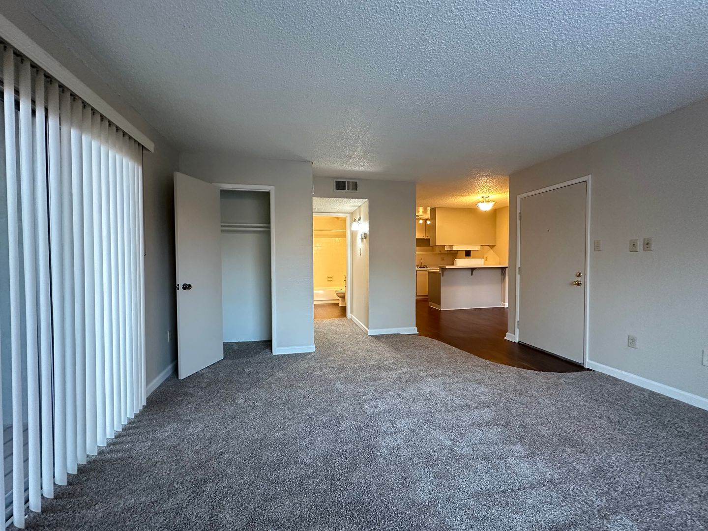 Sacramento Apartment: 2818 O Street