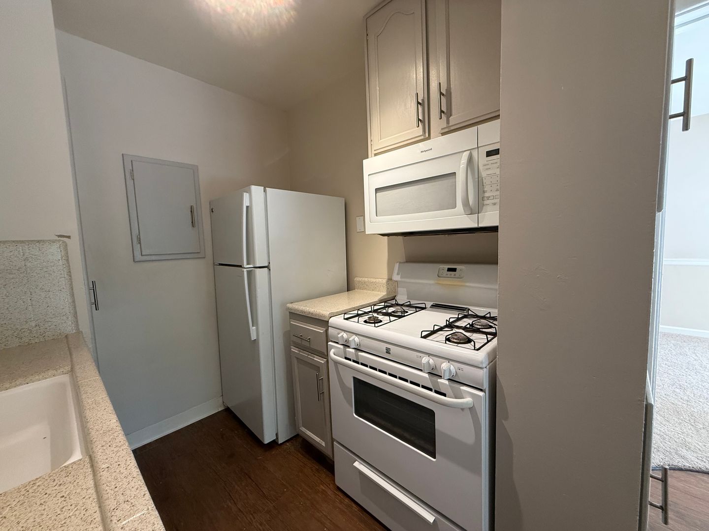 Sacramento Apartment: 1716 O Street