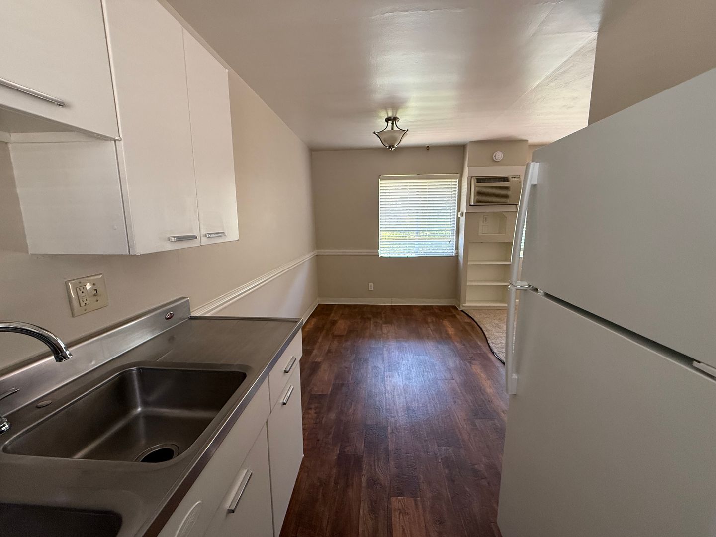 Sacramento Apartment: 1716 O Street