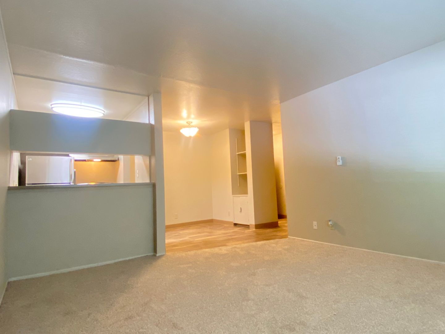 Sacramento Apartment: 2425 Capitol Avenue