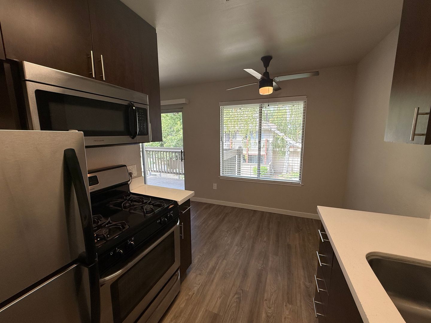 West Sacramento Apartment: 555 Douglas Street