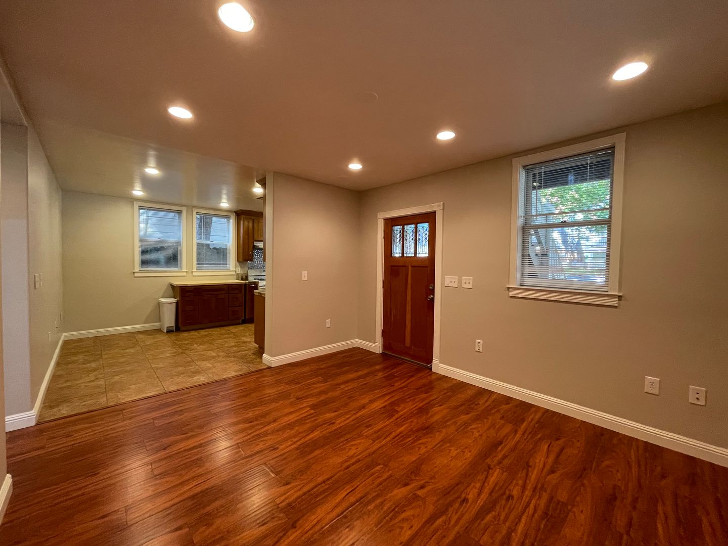 Sacramento Apartment: 1822, T Street - B
