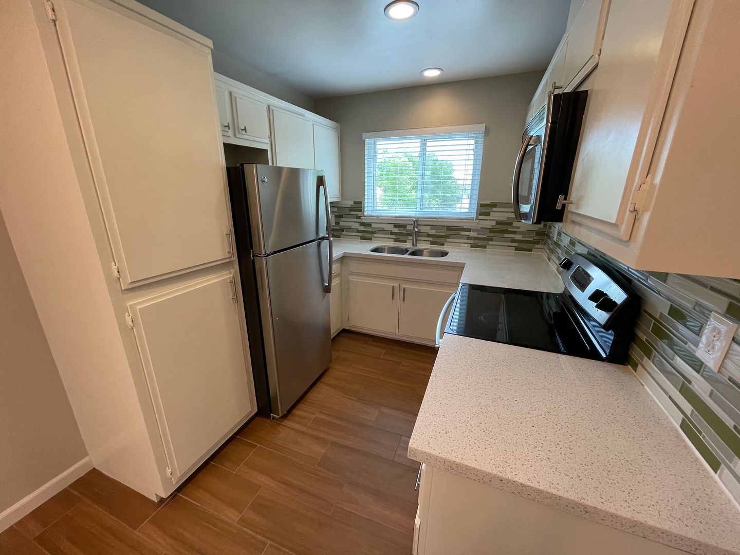 Sacramento Apartment: 2400 Q Street